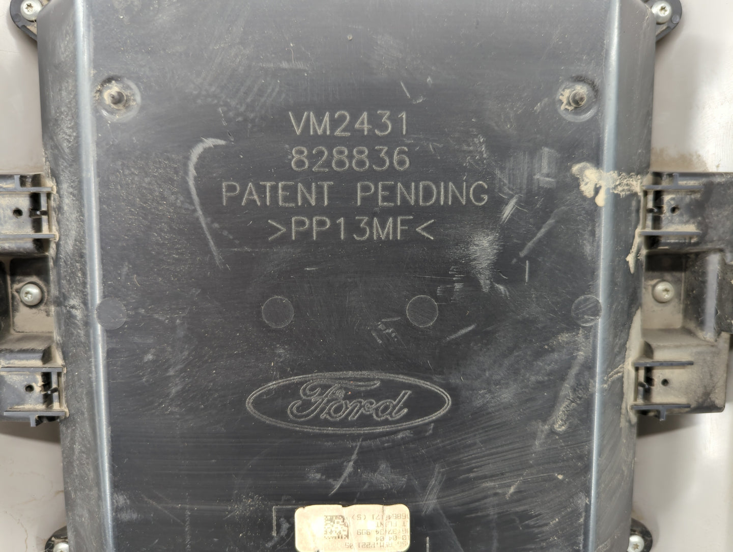 2005 Ford F-150 Overhead Roof Console - Oemusedautoparts1.com