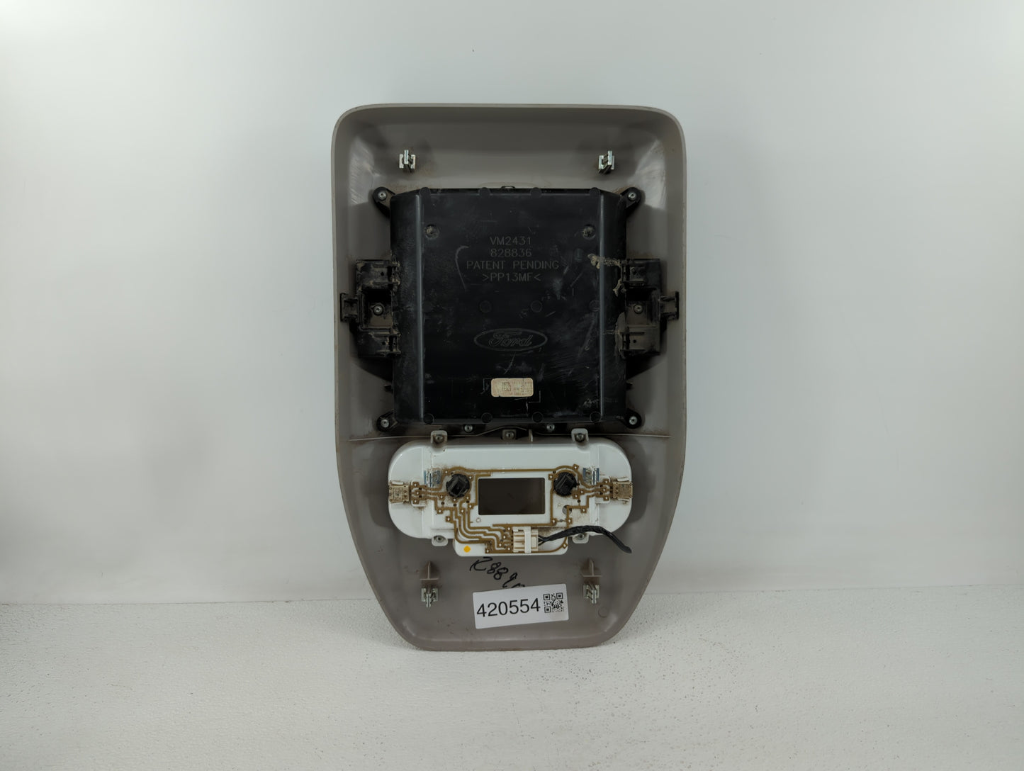 2005 Ford F-150 Overhead Roof Console - Oemusedautoparts1.com