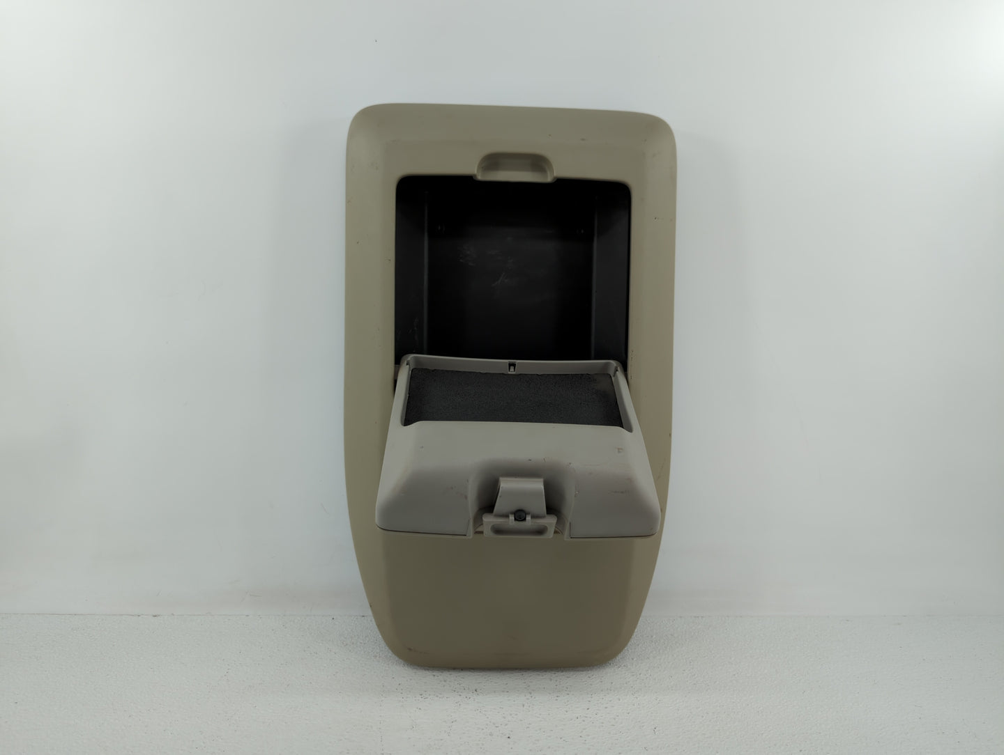 2005 Ford F-150 Overhead Roof Console - Oemusedautoparts1.com