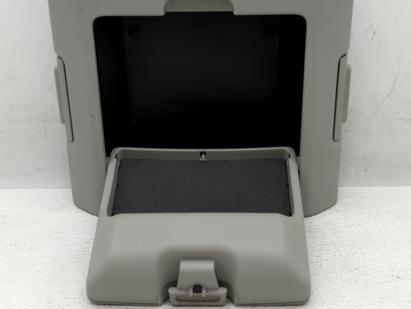 2004-2008 Ford F-150 Center Floor Console P/N:3287886 828836 Fits Fits 2004 2005 2006 2007 2008 OEM Used Auto Parts - Oemuse