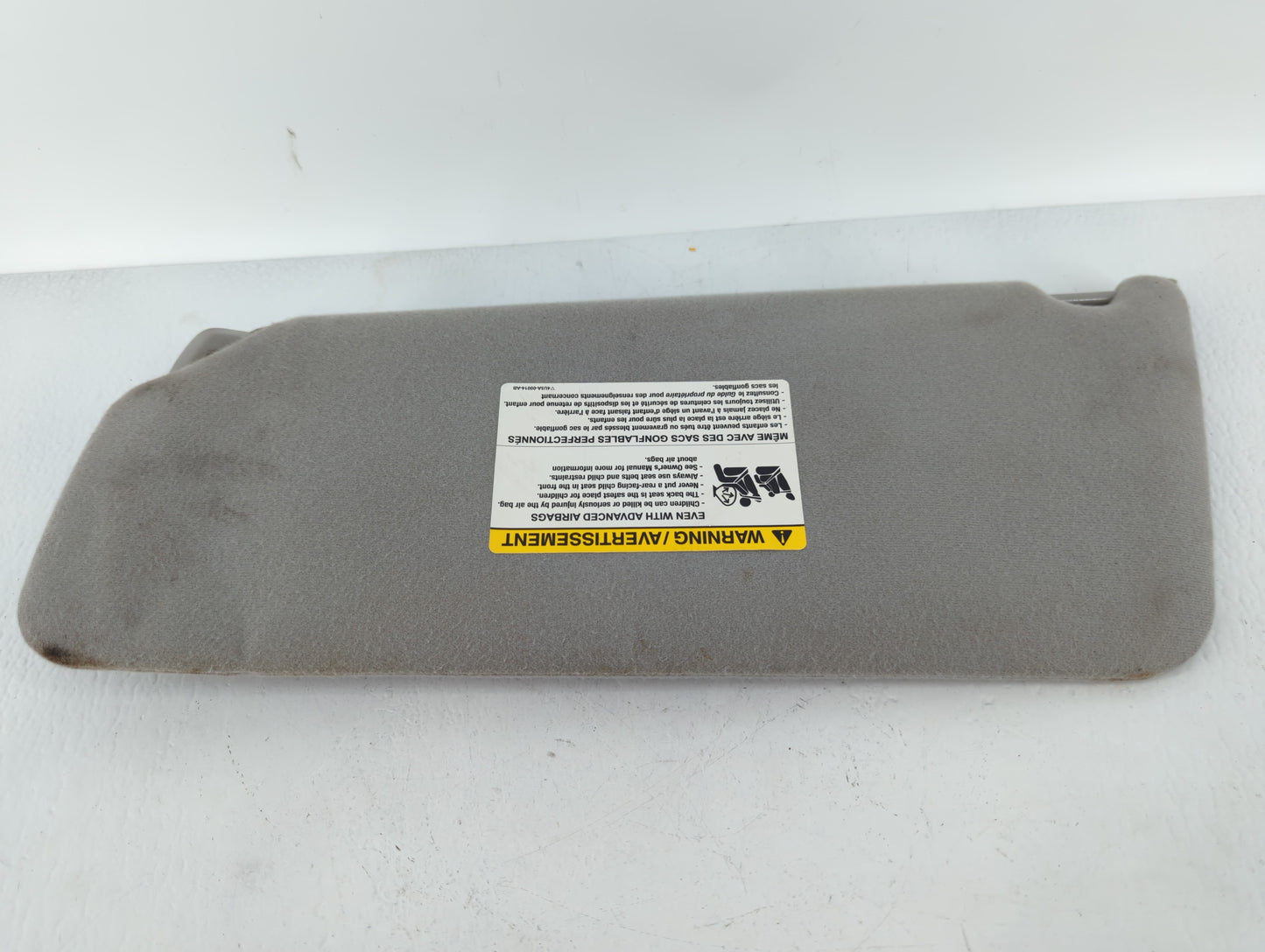 2004-2008 Ford F-150 Sun Visor Shade Replacement Passenger Right Mirror Fits Fits 2004 2005 2006 2007 2008 OEM Used Auto Par