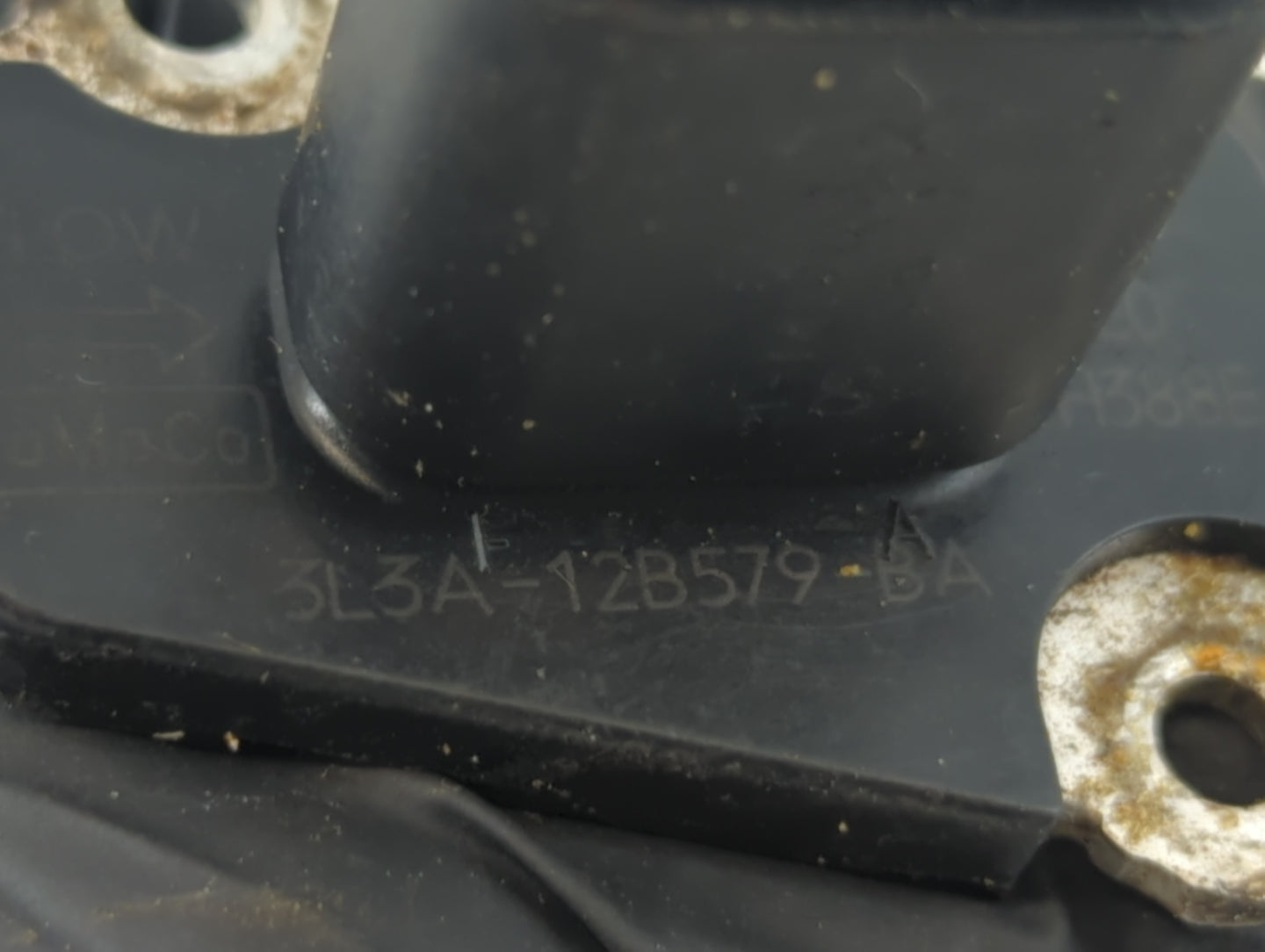 2004-2005 Ford F-150 Mass Air Flow Meter Maf - Oemusedautoparts1.com