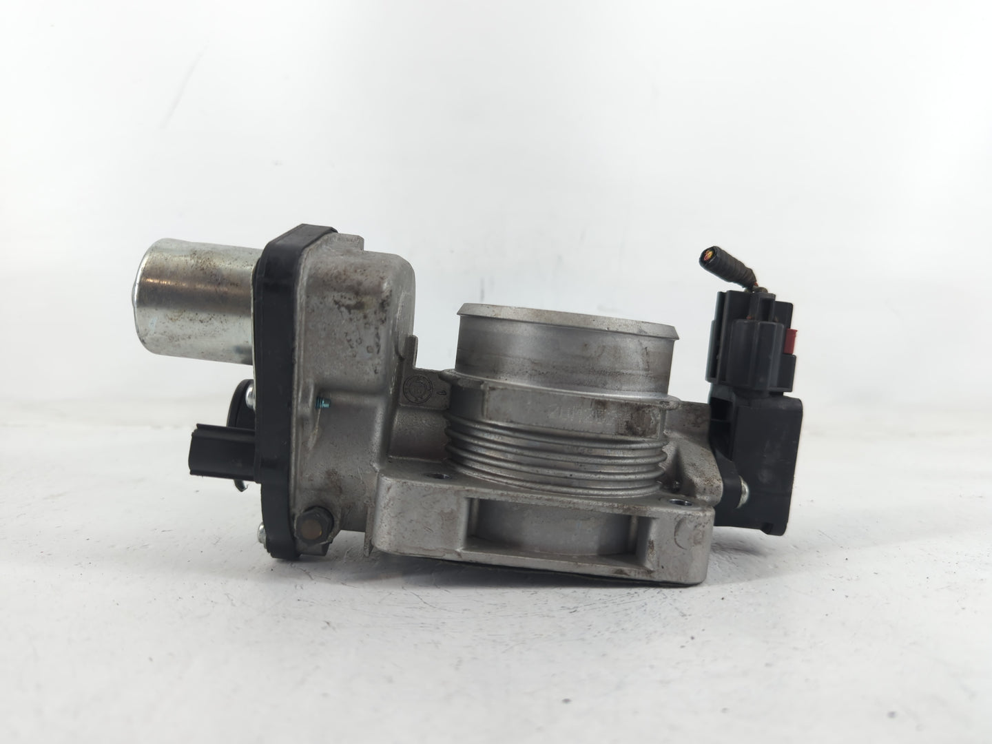2004-2006 Ford F-150 Throttle Body P/N:20M2329 102610 2 Fits Fits 2004 2005 2006 2007 2008 2009 2010 2011 2012 2013 2014 201