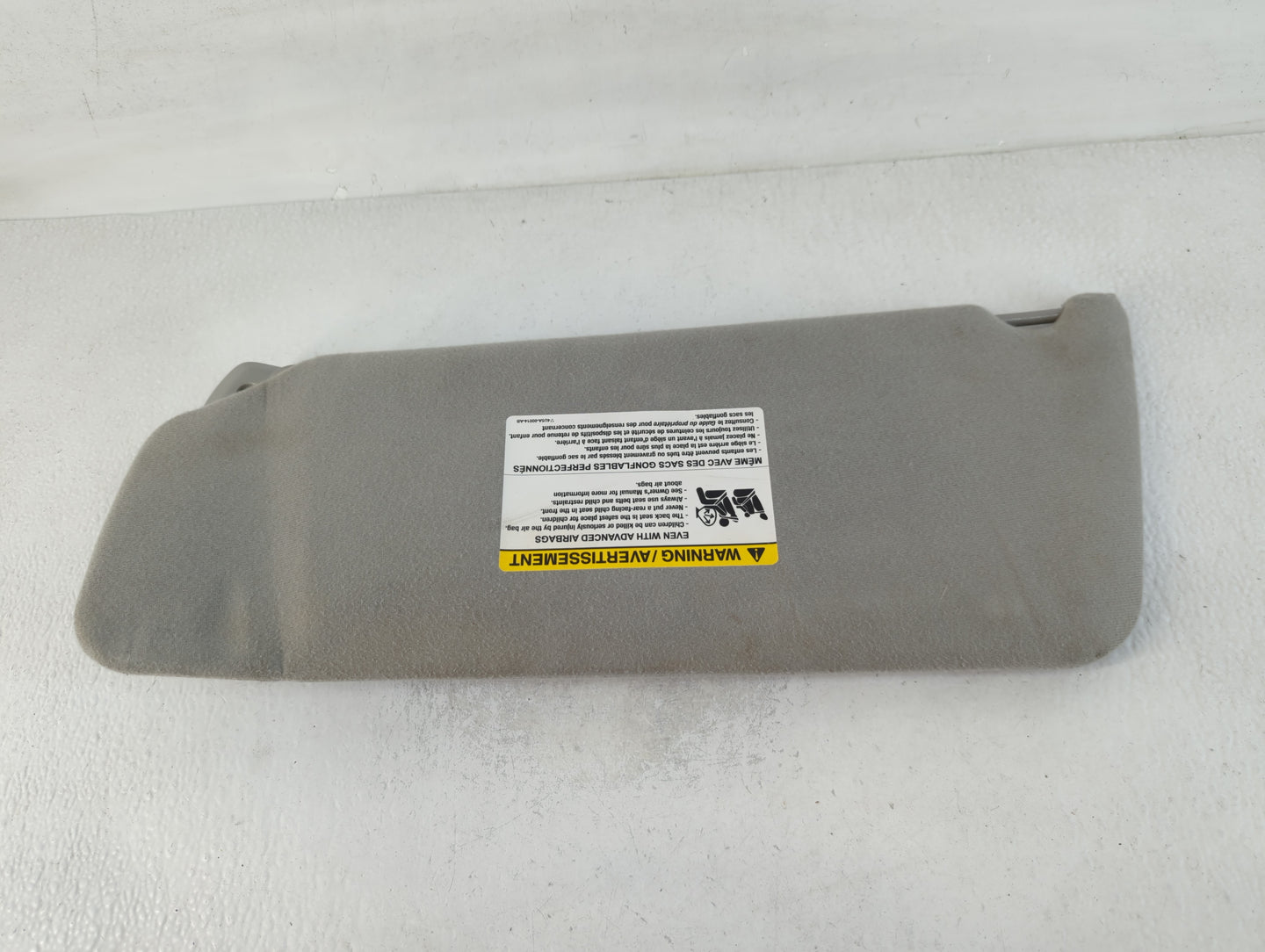 2004-2008 Ford F-150 Sun Visor Shade Replacement Passenger Right Mirror Fits Fits 2004 2005 2006 2007 2008 OEM Used Auto Par
