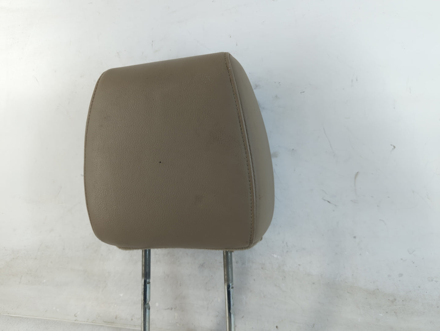 2004-2008 Ford F-150 Headrest Head Rest Front Driver Passenger Seat Fits Fits 2004 2005 2006 2007 2008 OEM Used Auto Parts -