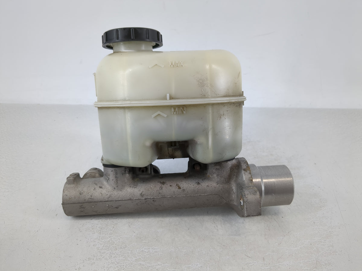 2004-2008 Ford F-150 Brake Master Cylinder 864449 - Oemusedautoparts1.com