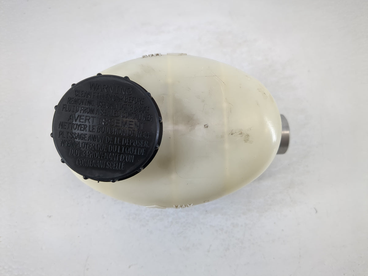 2004-2008 Ford F-150 Brake Master Cylinder 864449 - Oemusedautoparts1.com