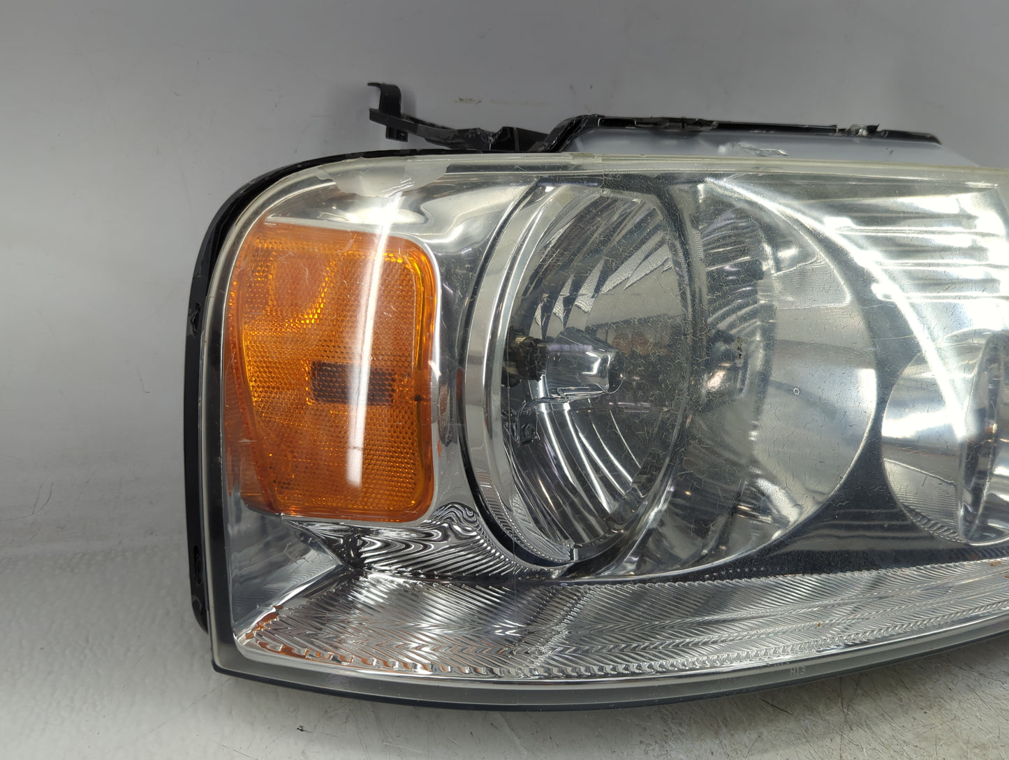 2004-2008 Ford F-150 Passenger Right Oem Head Light Headlight Lamp - Oemusedautoparts1.com