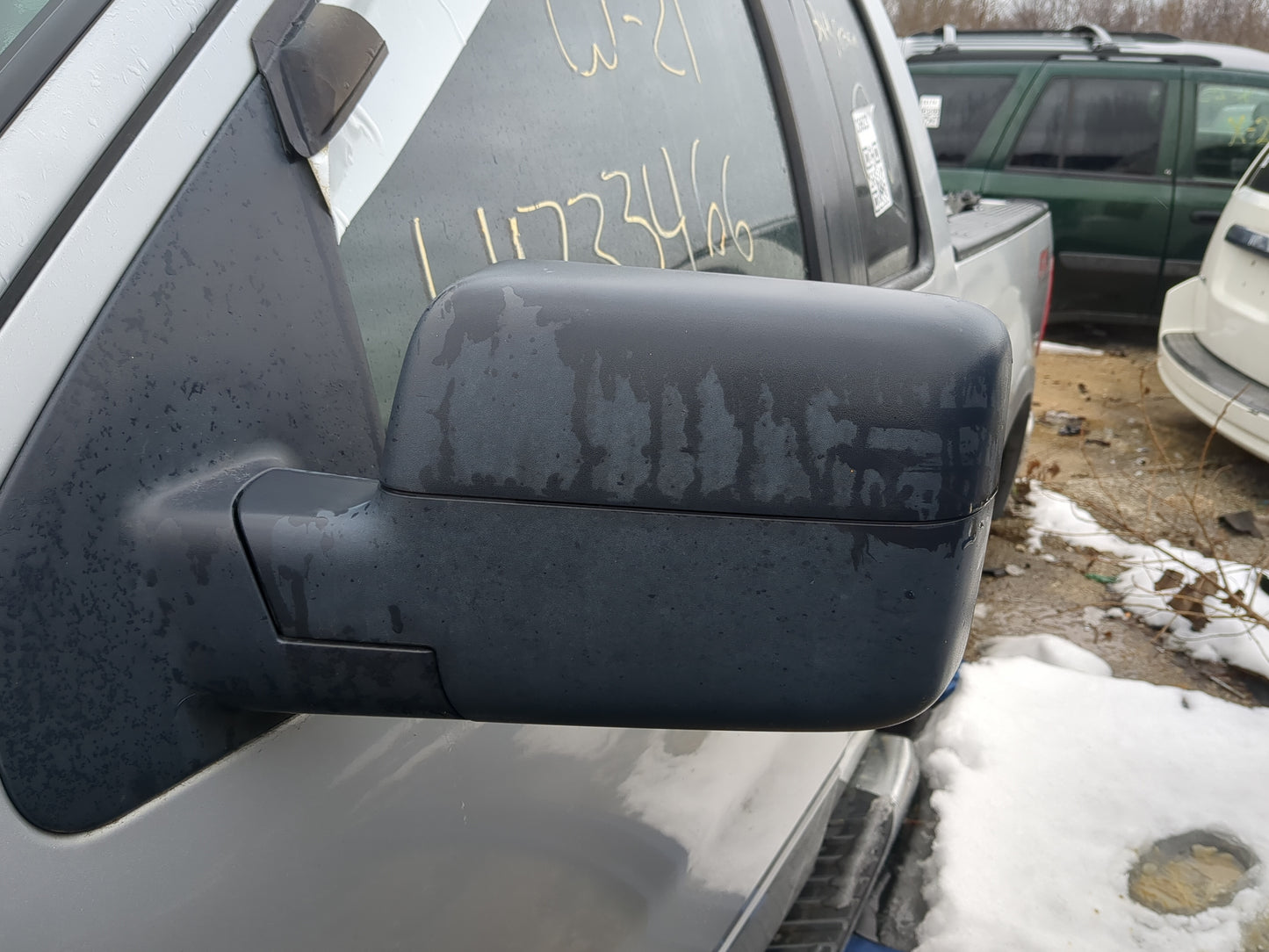 2004-2006 Ford F-150 Driver Side View Mirror - Left Door Mirror OEM Used - Oemusedautoparts1.com