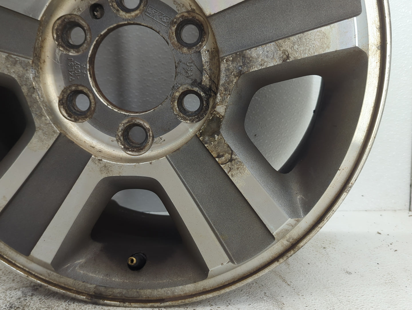 2004-2008 Ford F-150 Oem Wheel Rim 922902 - Oemusedautoparts1.com
