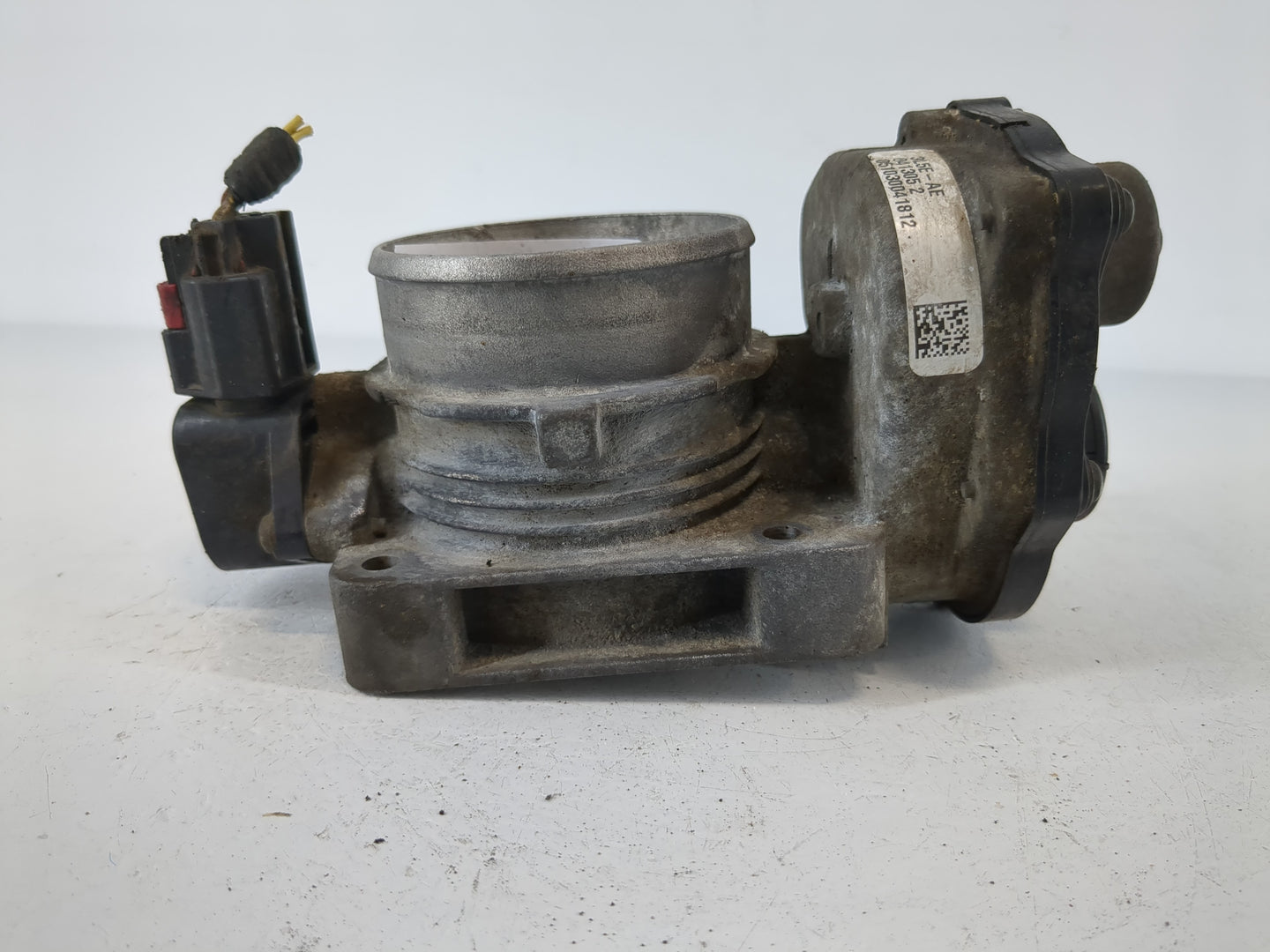 2004-2006 Ford F-150 Throttle Body Fits Fits 2004 2005 2006 2007 2008 2009 2010 2011 2012 2013 2014 2015 2016 OEM Used Auto 