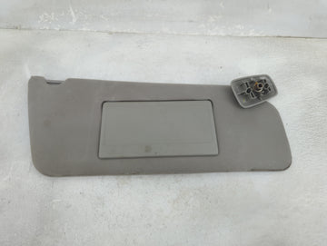 2004-2008 Ford F-150 Sun Visor Shade Replacement Passenger Right Mirror Fits Fits 2004 2005 2006 2007 2008 OEM Used Auto Par