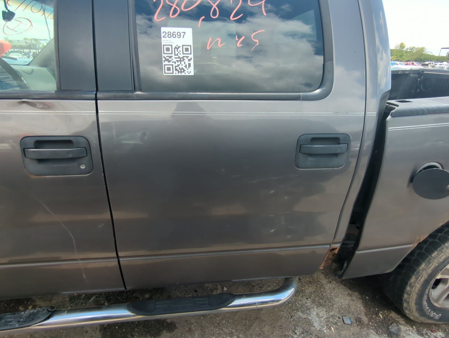2004-2005 Ford F-150 Driver Rear Door Oem - Oemusedautoparts1.com