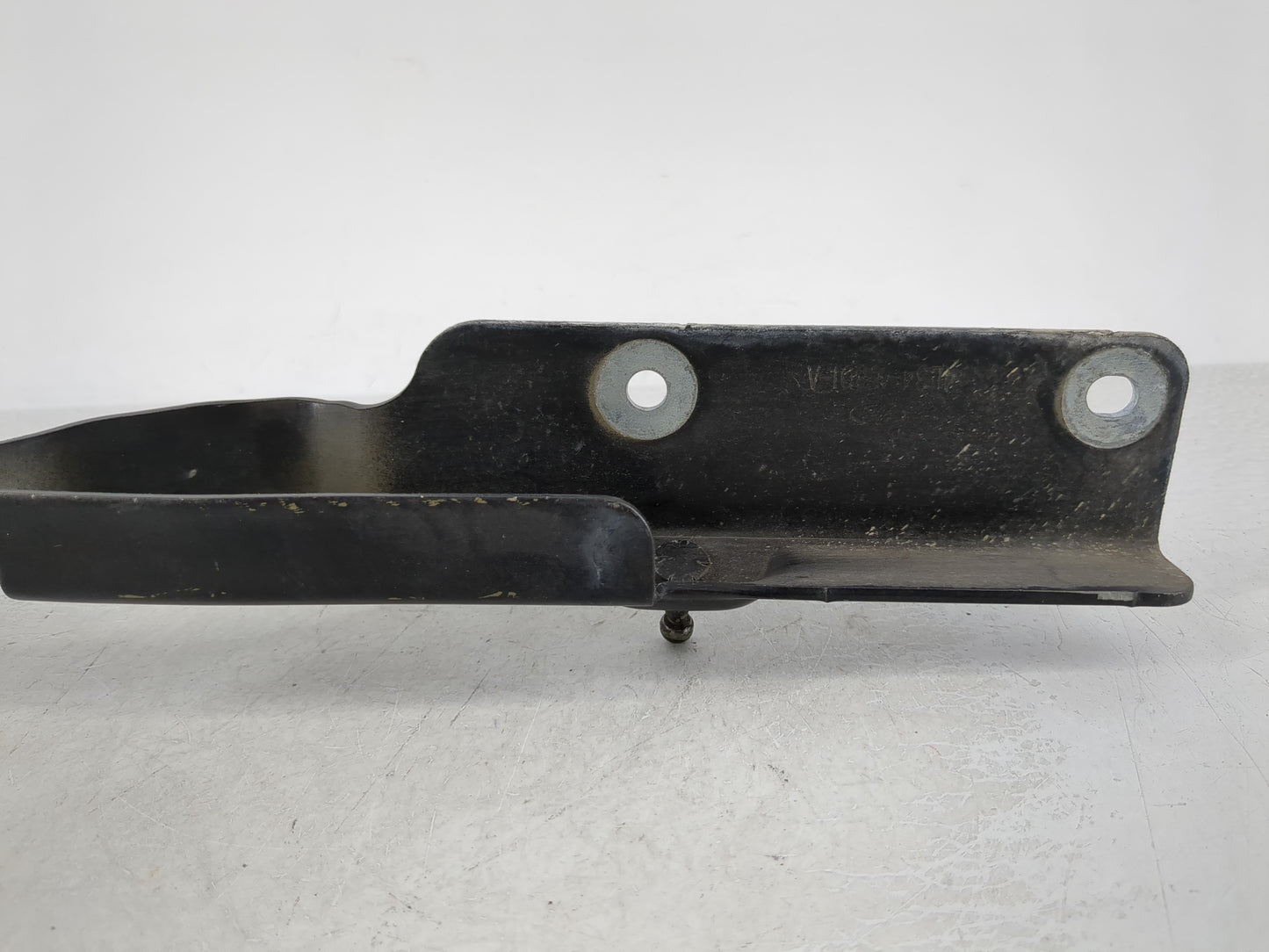 2005 Ford F-150 Driver Hood Hinge 947216 - Oemusedautoparts1.com