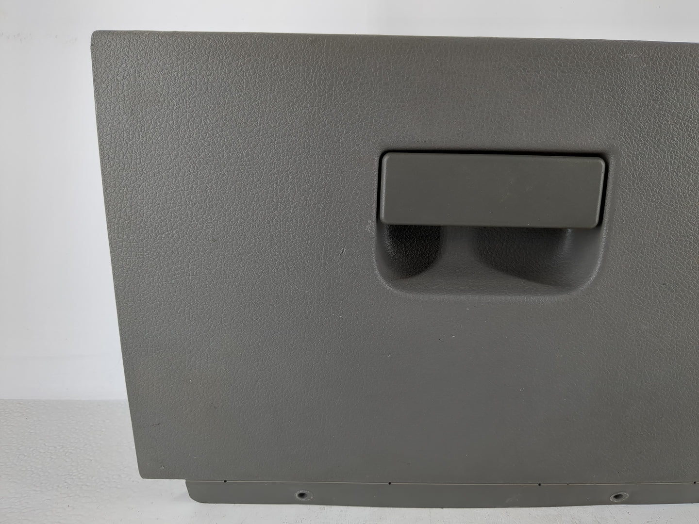2005 Ford F-150 Passenger Glove Box Door Storage Compartment 956439 - Oemusedautoparts1.com