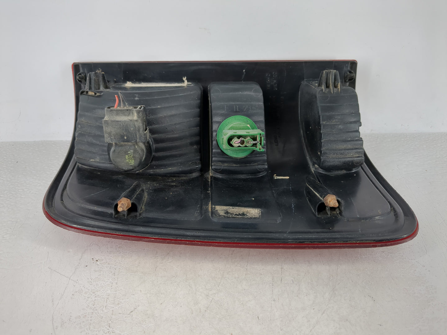 2004 F-150 Passenger Right Side Tail Light Taillight Deck Lid Mounted - Oemusedautoparts1.com