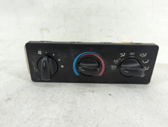 compare product 2005-2007 Ford F-250 Climate Control Module Temperature AC/Heater Replacement P/N:F81Z19980AA Fits Fits 2005 2006 2007 OEM Used Auto Parts
