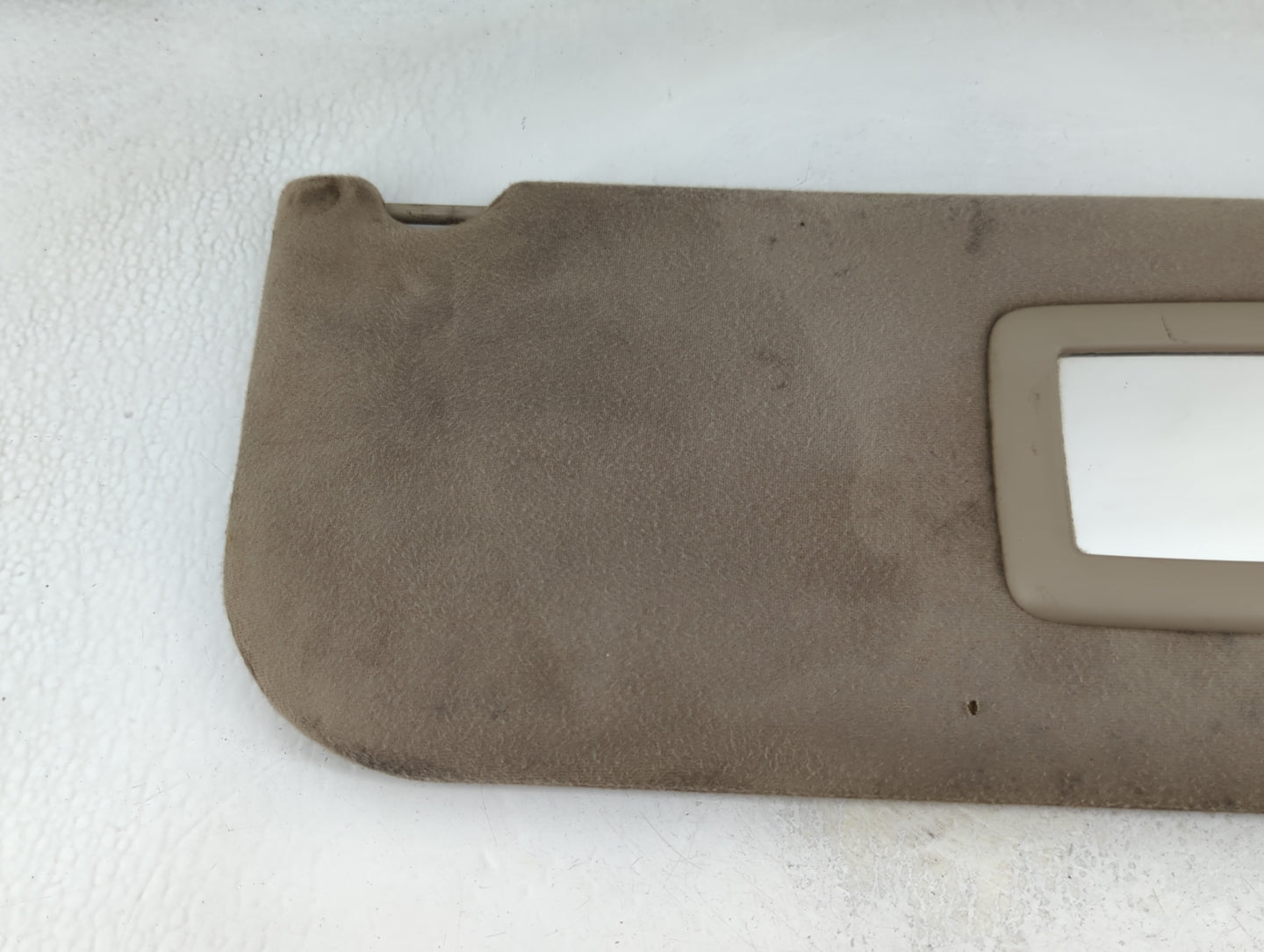 2005 Ford F-250 Sun Visor Shade Replacement Passenger Right Mirror Fits Fits 2003 2004 2006 2007 2008 OEM Used Auto Parts - 