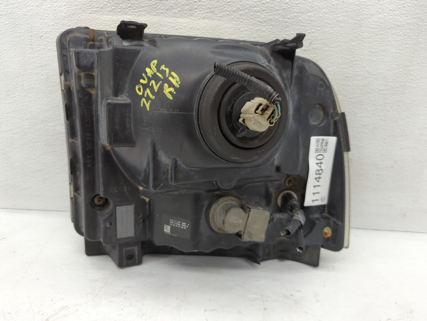 2005 Ford F-250 Super Duty Passenger Right Oem Head Light Headlight Lamp - Oemusedautoparts1.com