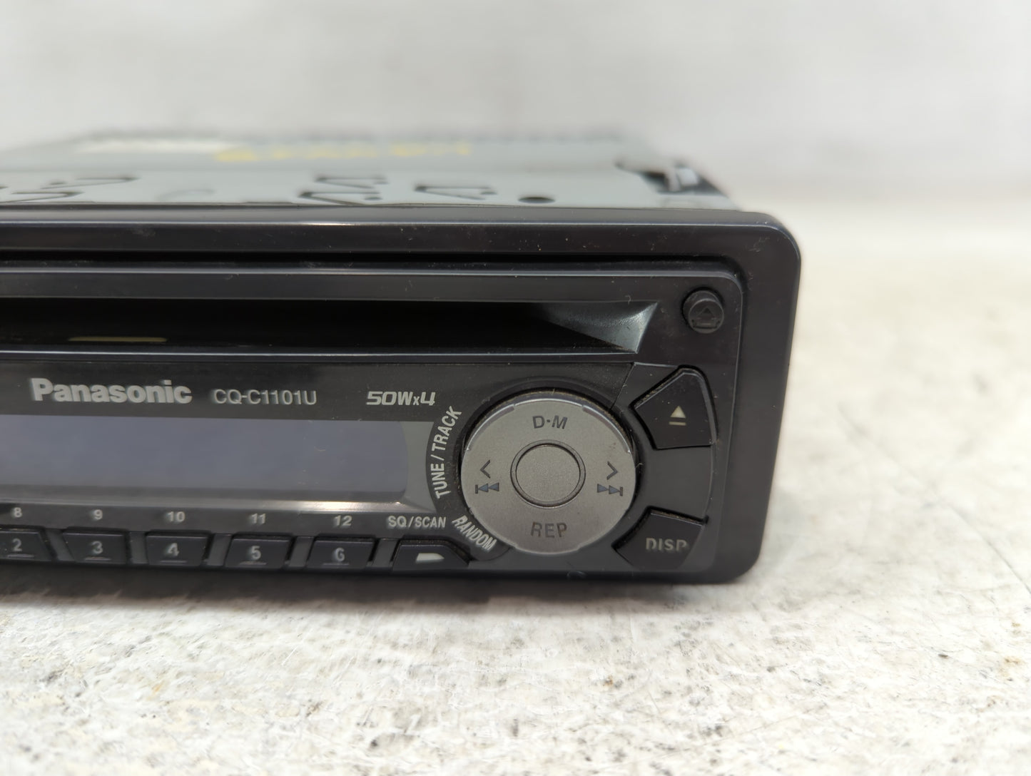 2005 Ford F-250 Super Duty Radio AM FM Cd Player Receiver Replacement P/N:CQ-C1101U Fits OEM Used Auto Parts - Oemusedautopa