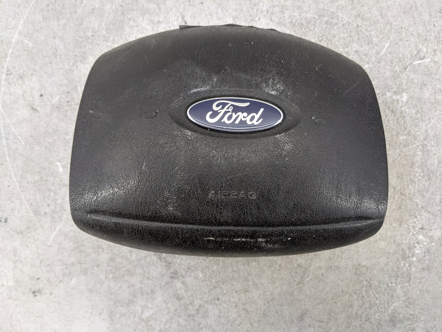 2005 Ford F-250 Super Duty Air Bag Driver Left Steering Wheel Mounted 1477529 - Oemusedautoparts1.com