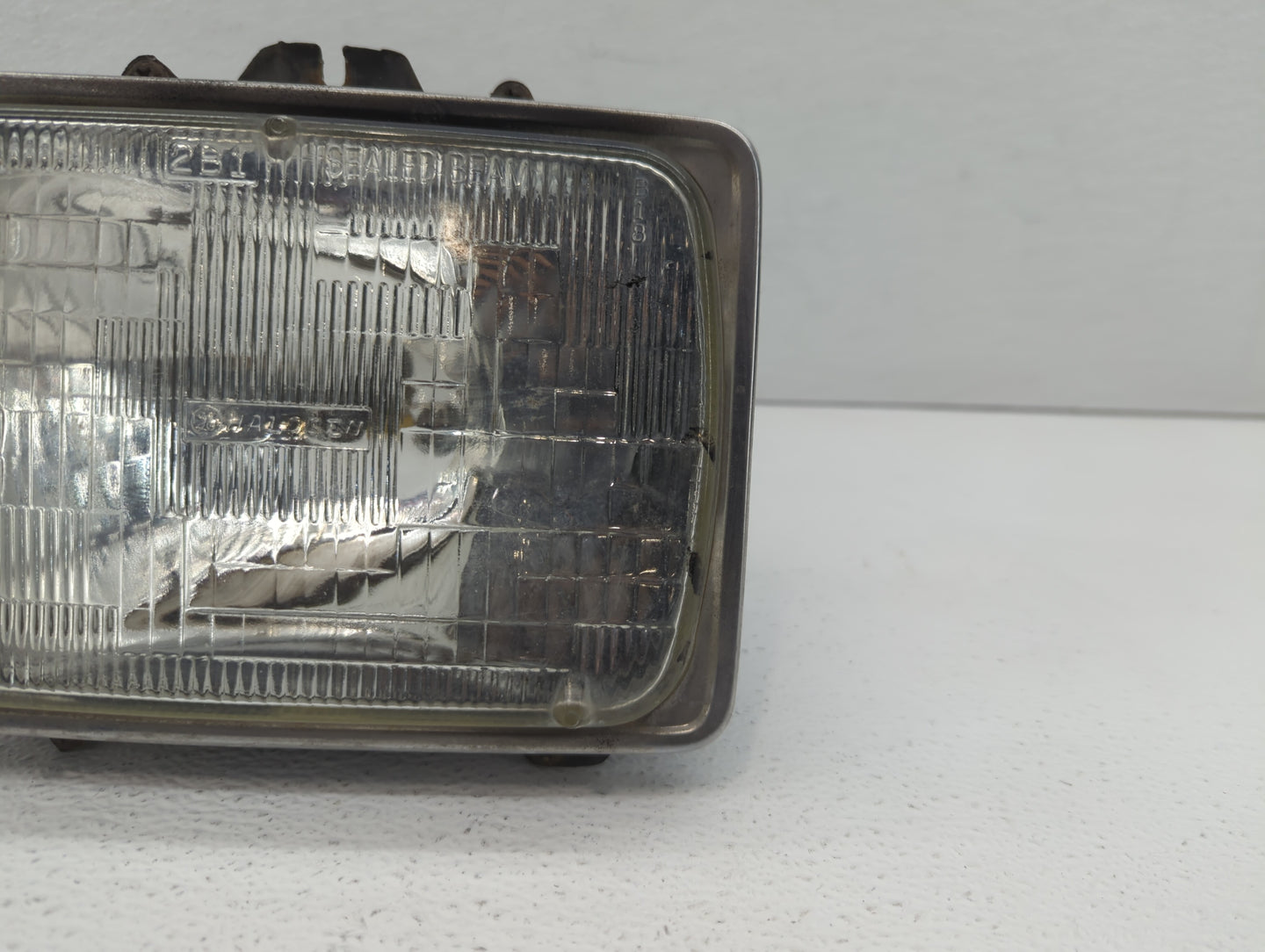 2005-2010 Ford F-250 Super Duty Driver Left Oem Head Light Headlight Lamp - Oemusedautoparts1.com