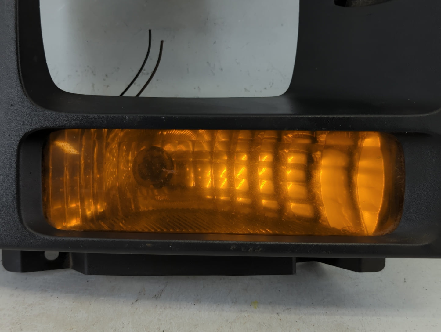 2005 Ford F-250 Super Duty Right Turn Signal - Oemusedautoparts1.com