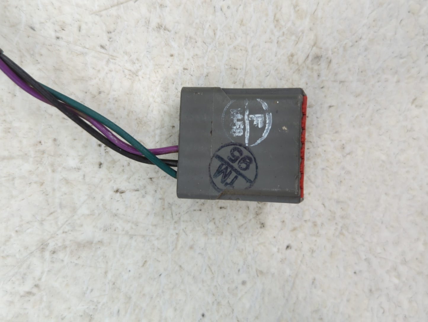 2002-2007 Ford F-250 Super Duty Passenger Side View Mirror - Right Door Mirror OEM Used - Oemusedautoparts1.com