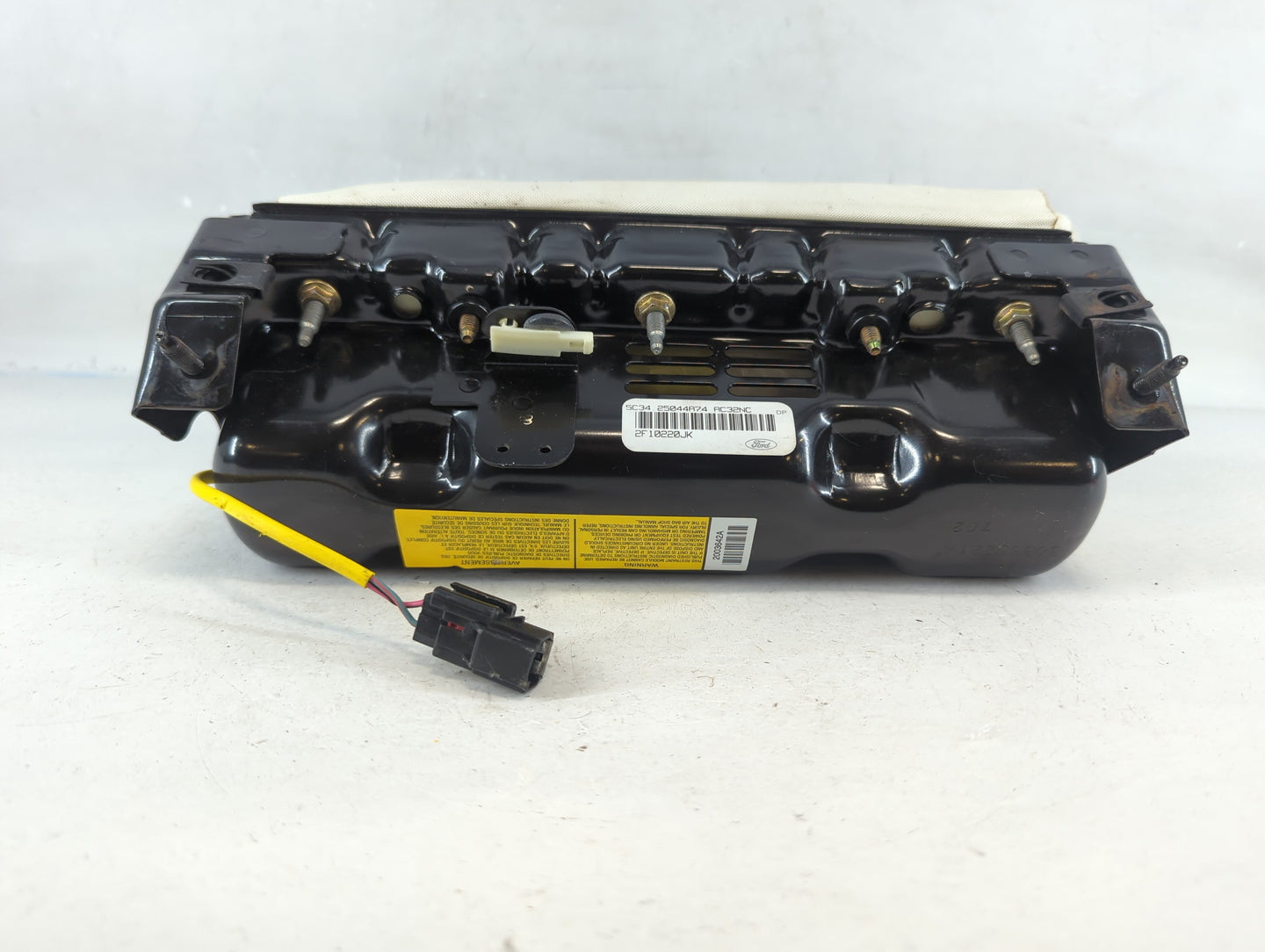 2005 Ford F-250 Super Duty Air Bag Driver Left Steering Wheel Mounted - Oemusedautoparts1.com