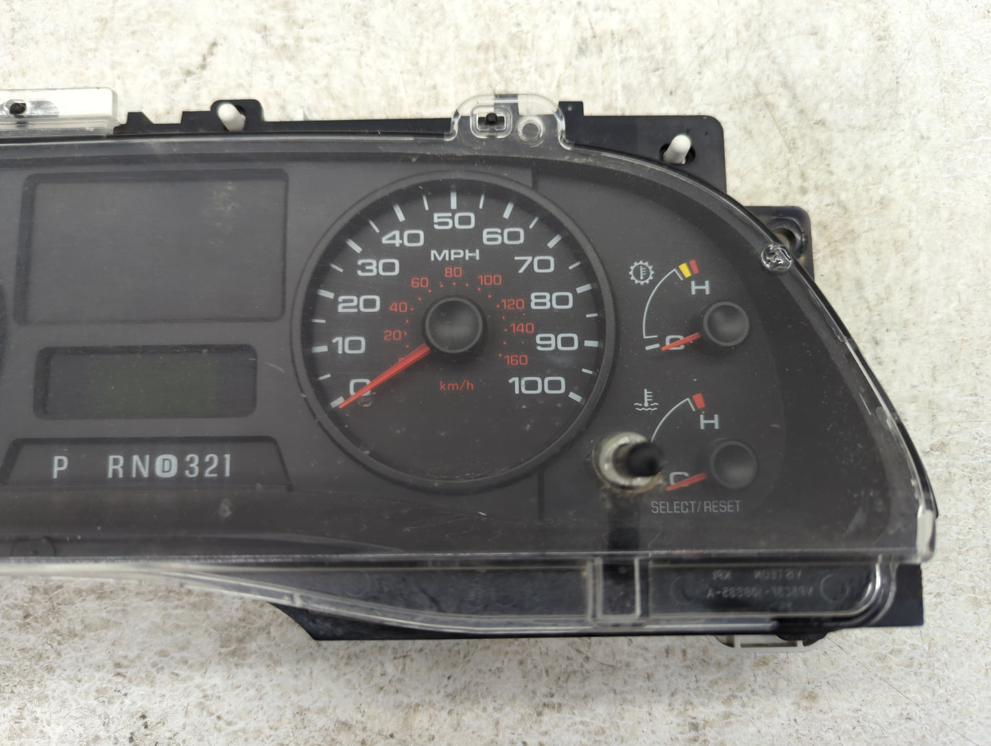 2005 Ford F-250 Super Duty Instrument Cluster Speedometer Gauges P/N:5C3F-10A855-AB Fits OEM Used Auto Parts - Oemusedautopa