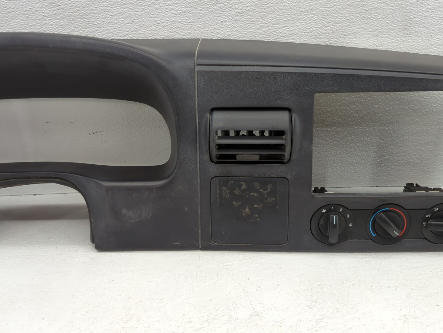 2005 Ford F-250 Super Duty Climate Control Module Temperature AC/Heater Replacement P/N:5C34-25044D70-A Fits OEM Used Auto P
