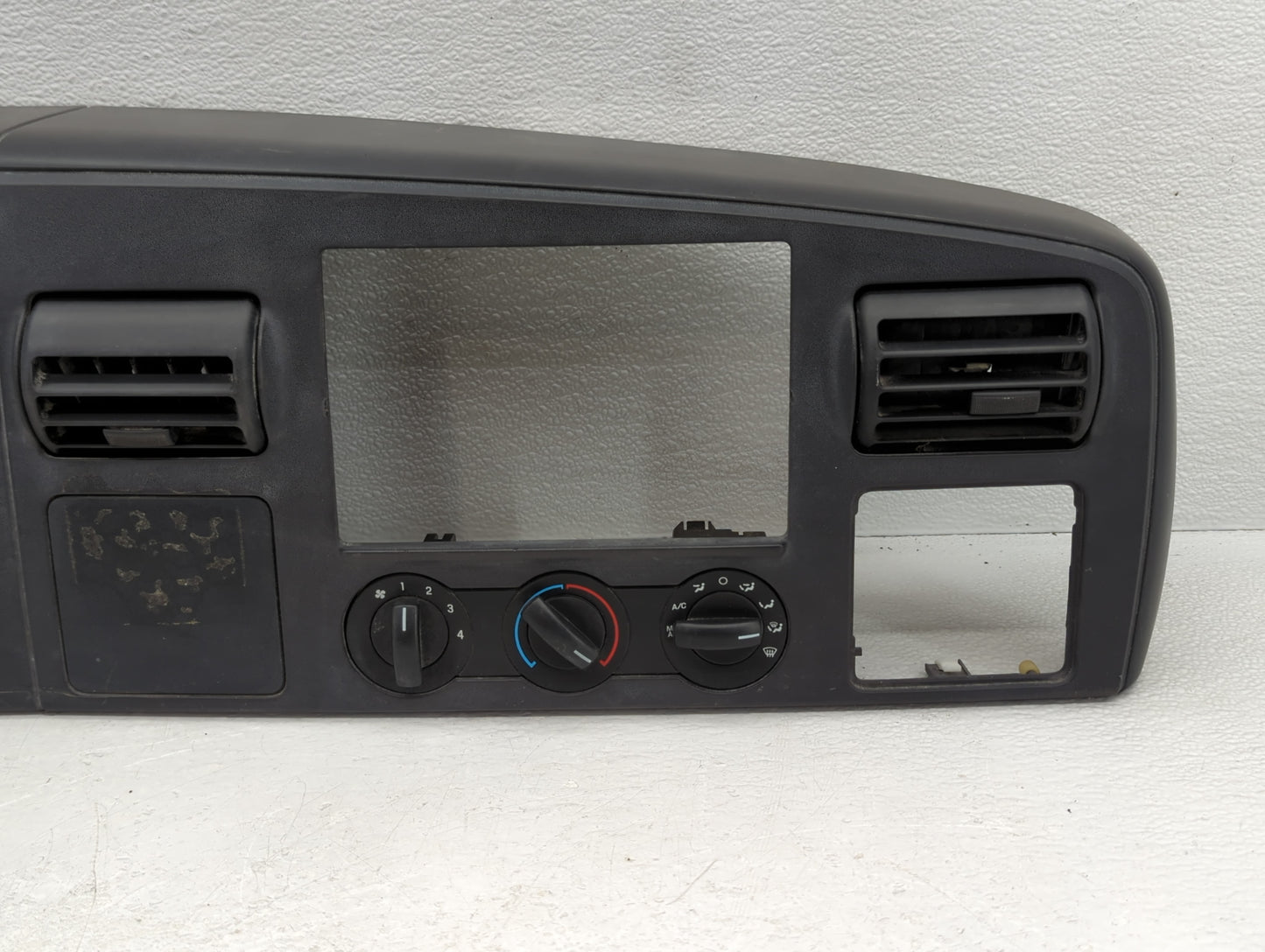 2005 Ford F-250 Super Duty Climate Control Module Temperature AC/Heater Replacement P/N:5C34-25044D70-A Fits OEM Used Auto P