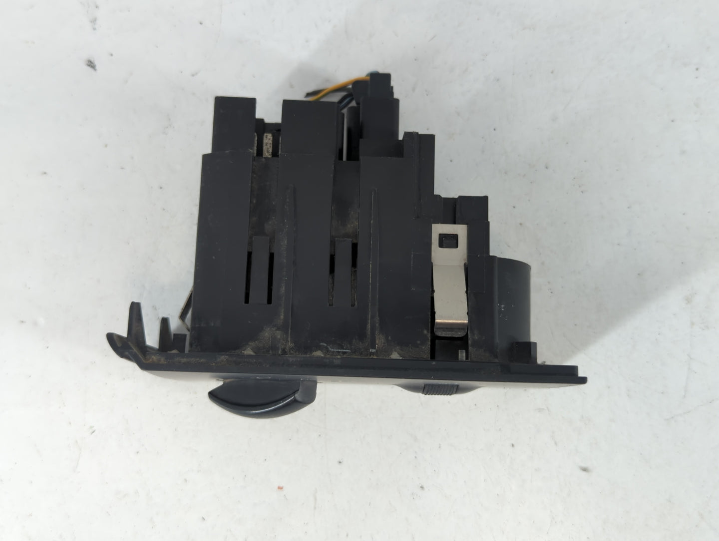2005-2007 Ford F-250 Super Duty Headlight Head Light Switch Lamp Control - Oemusedautoparts1.com
