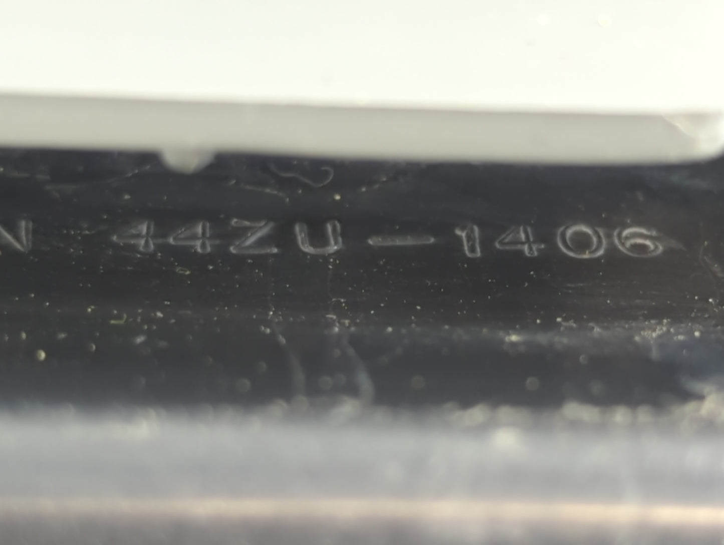2005 Ford F-250 Super Duty Passenger Glove Box Door Storage Compartment - Oemusedautoparts1.com