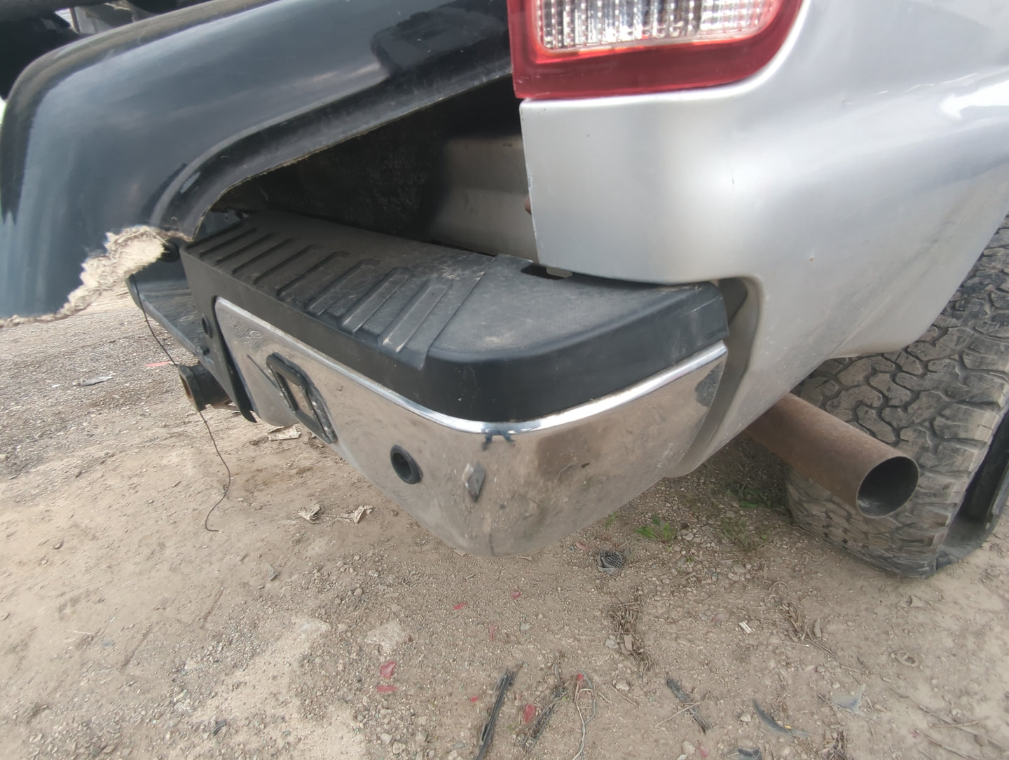 1999-2007 Ford F-250 Super Duty Rear Bumper Assembly Oem - Oemusedautoparts1.com