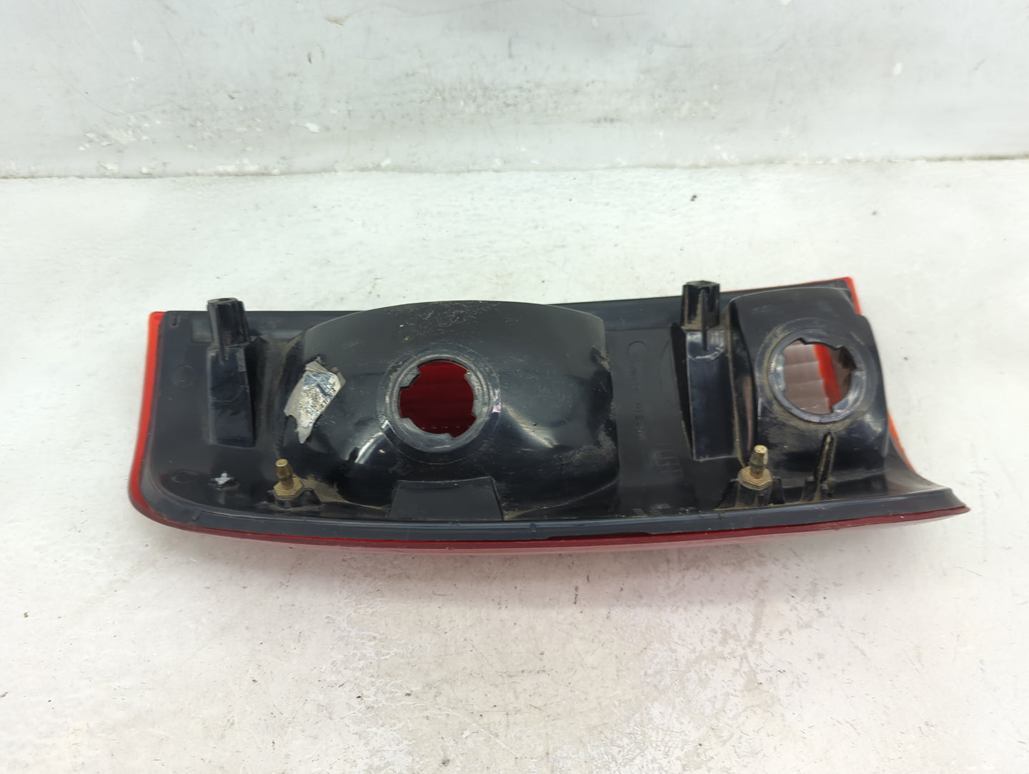 1999-2007 Ford F-250 Super Duty Tail Light Assembly Passenger Right OEM Fits OEM Used Auto Parts - Oemusedautoparts1.com