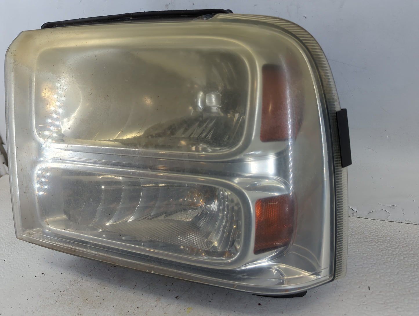 2005-2007 Ford F-350 Super Duty Driver Left Oem Head Light Headlight Lamp - Oemusedautoparts1.com