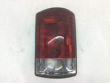 1999-2007 Ford F-350 Super Duty Tail Light Assembly Passenger Right OEM P/N:F7UB-13440-AB Fits OEM Used Auto Parts - Oemused