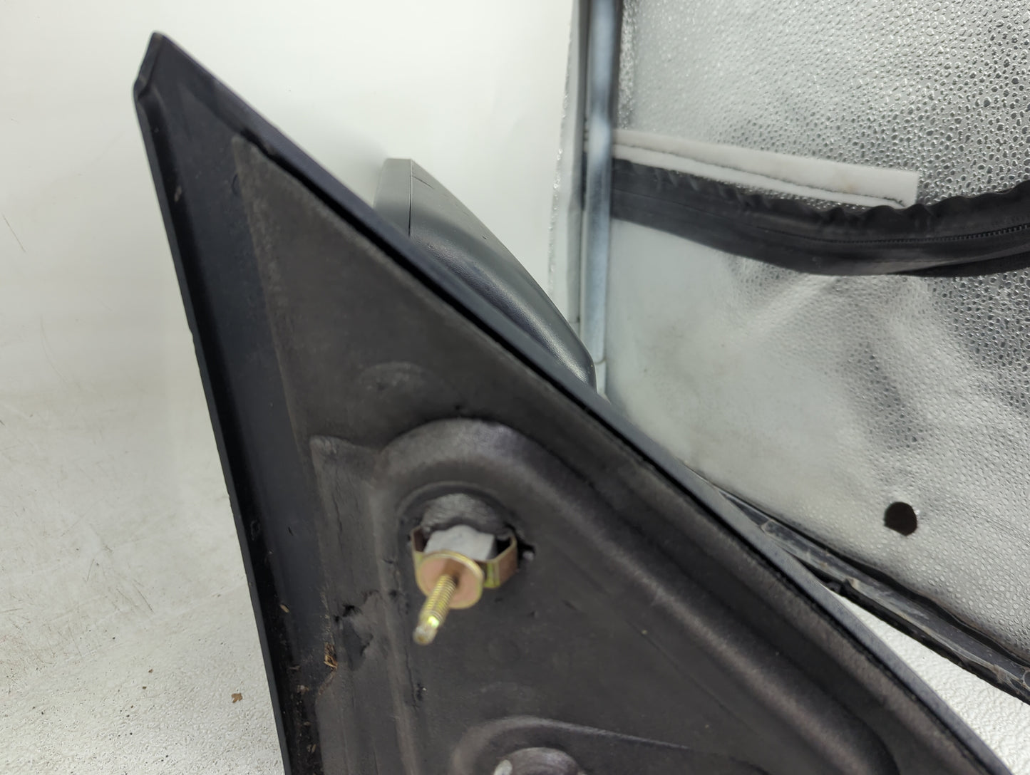 2005 Ford F150 Driver Side View Mirror - Left Door Mirror OEM Used - Oemusedautoparts1.com