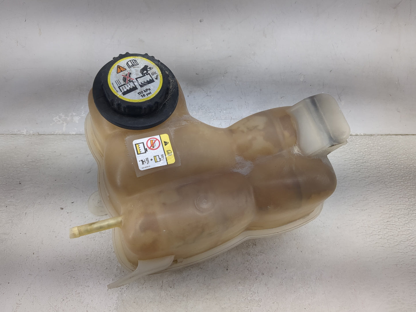 Ford F150 Radiator Coolant Overflow Expansion Tank Bottle - Oemusedautoparts1.com