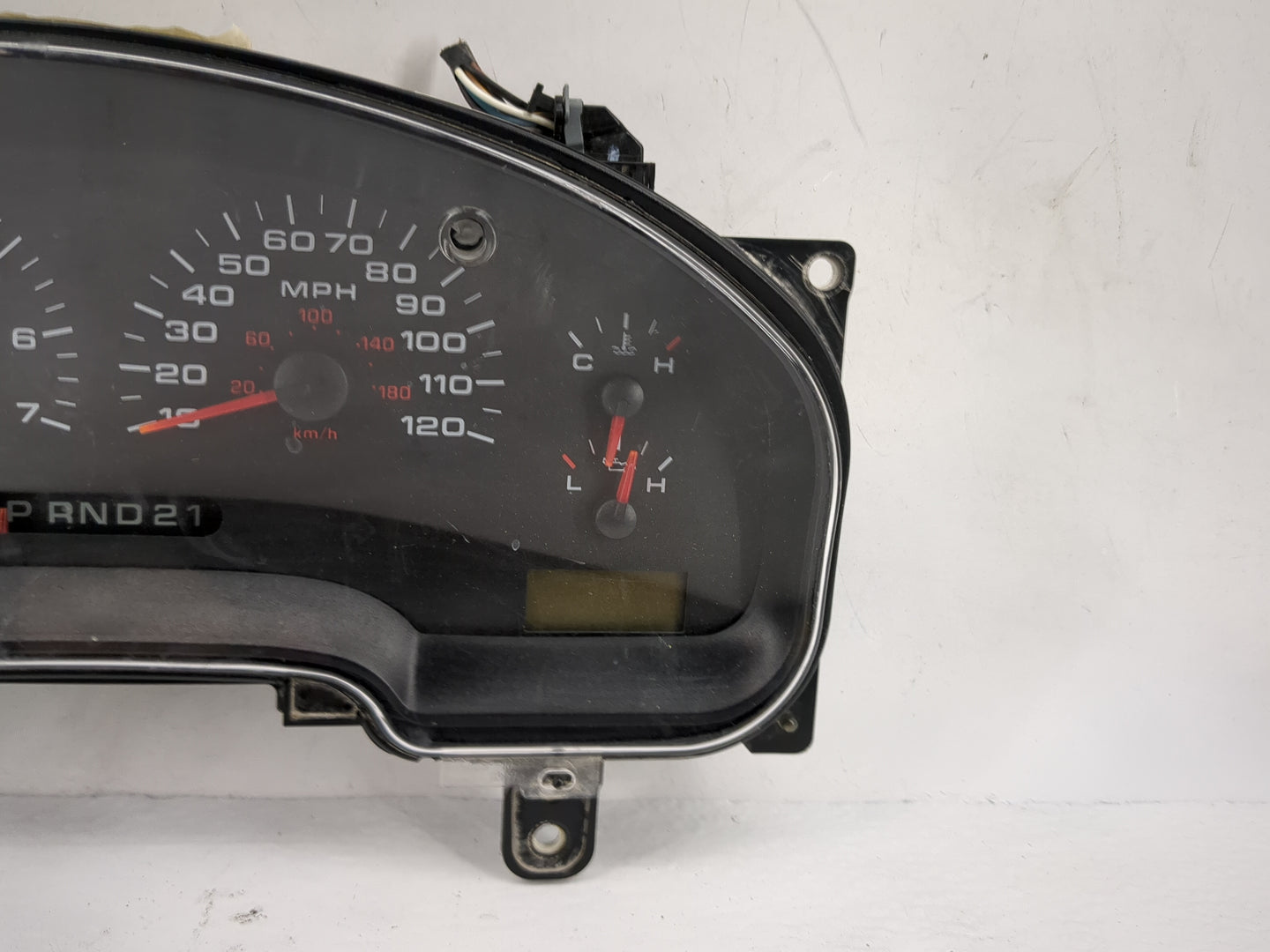 2005 Ford F150 Instrument Cluster Speedometer Gauges P/N:5L34-10849-AN 3206239 Miles: Fits OEM Used Auto Parts - Oemusedauto