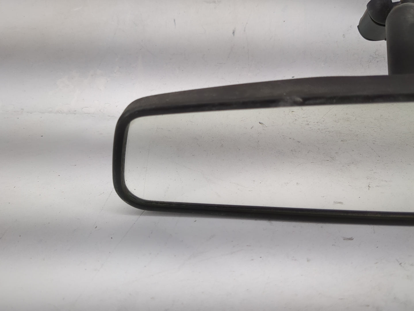 2005 Ford F150 Interior Rear View Mirror Replacement OEM P/N:011083 Fits OEM Used Auto Parts - Oemusedautoparts1.com
