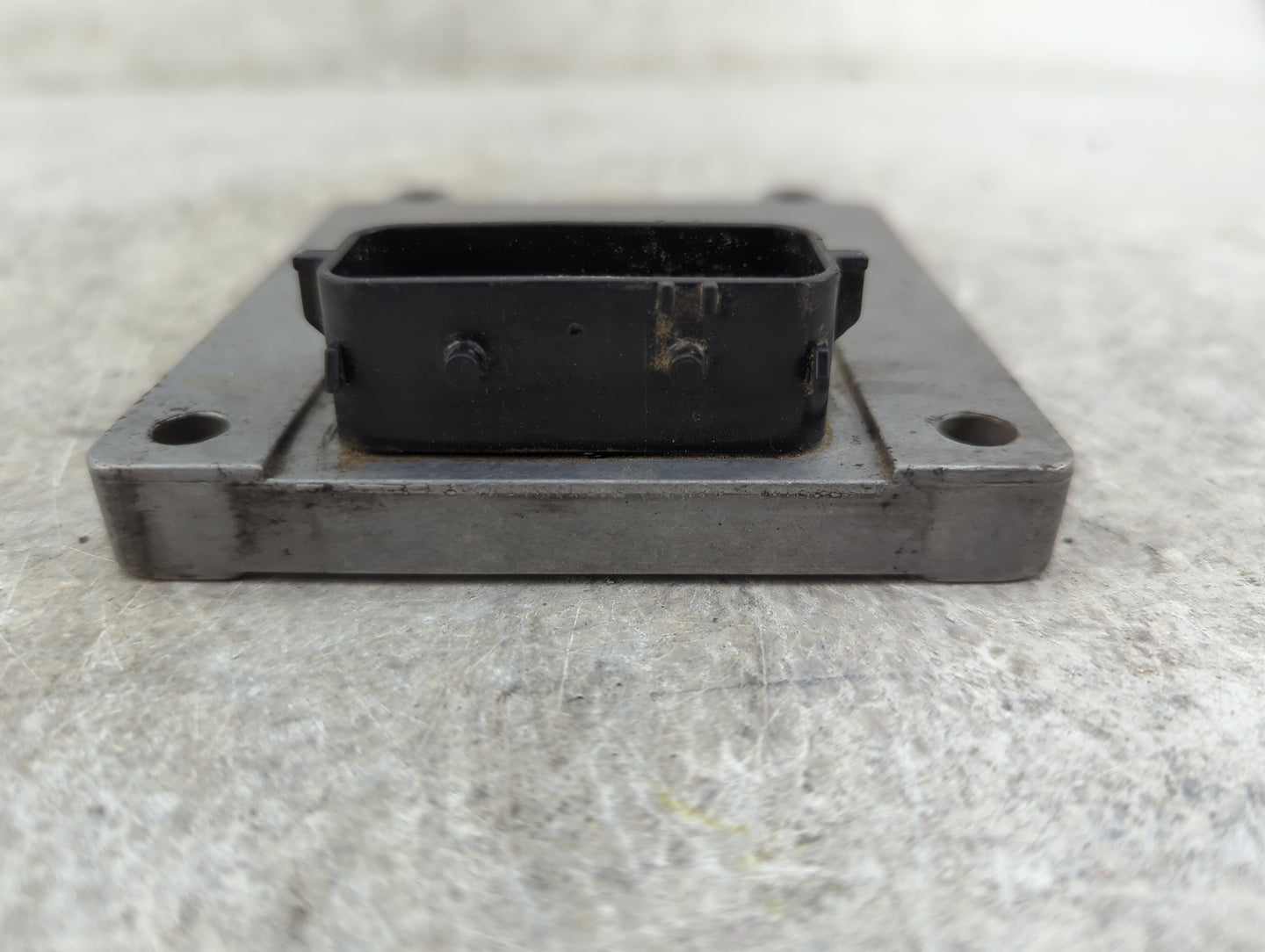 2005 Ford F150 Pickup PCM Engine Control Computer ECU ECM PCU OEM P/N:24235340 BKYLNMK062825450 Fits Fits 2004 OEM Used Auto