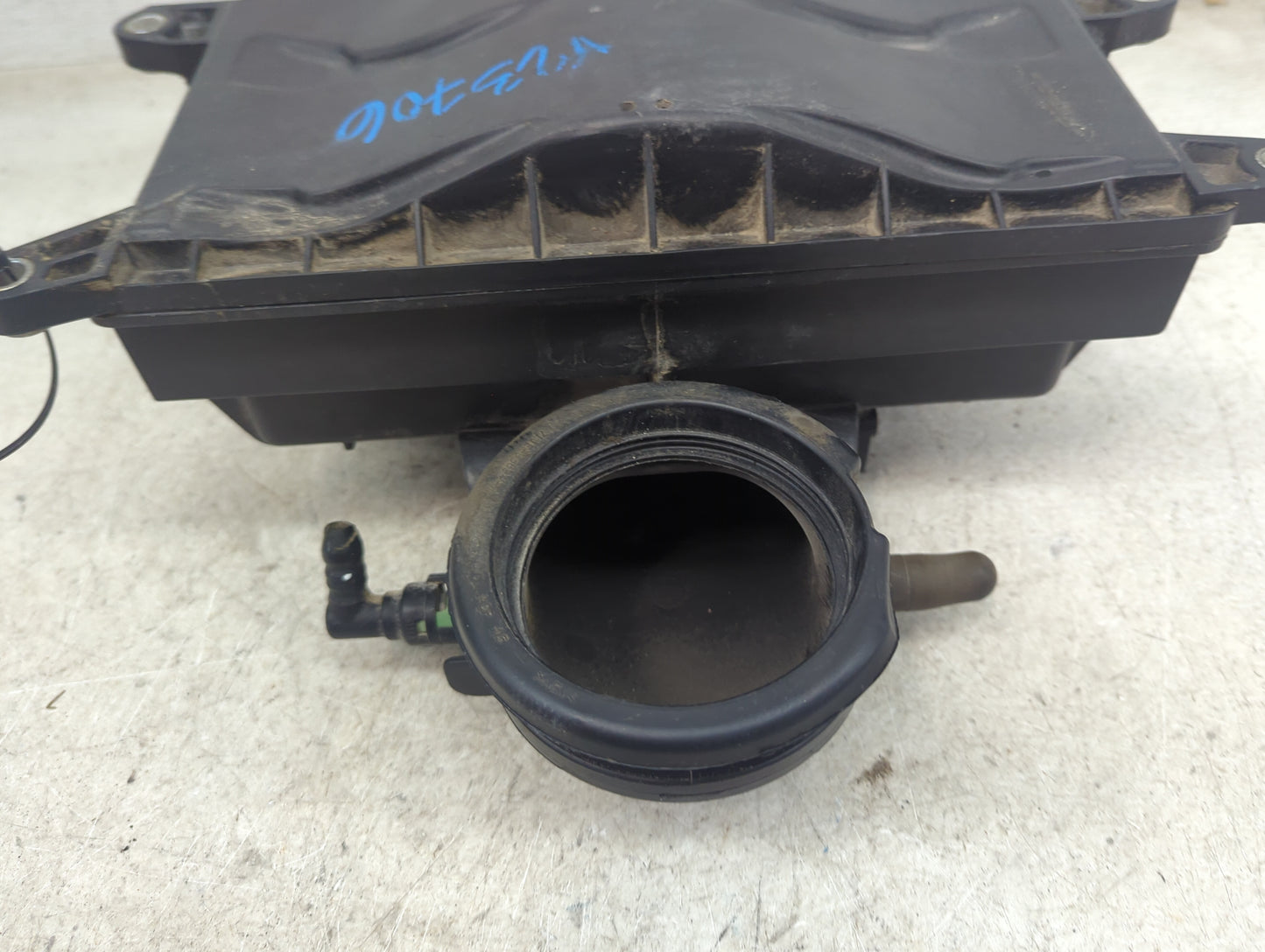 Ford F150 Pickup Air Cleaner Intake-duct Hose Tube - Oemusedautoparts1.com