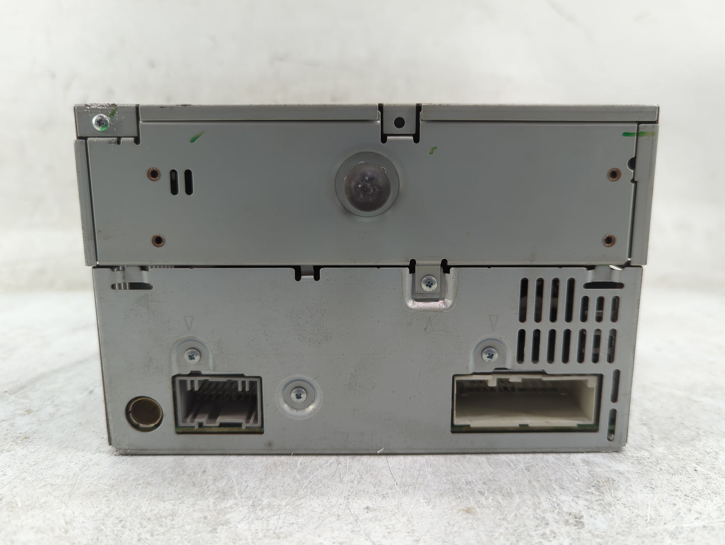 2005 Ford F350sd Radio AM FM Cd Player Receiver Replacement P/N:5C3T-18C815-CB DKP5013646UC, DEH-M620Y717Z Fits Fits 2006 OE