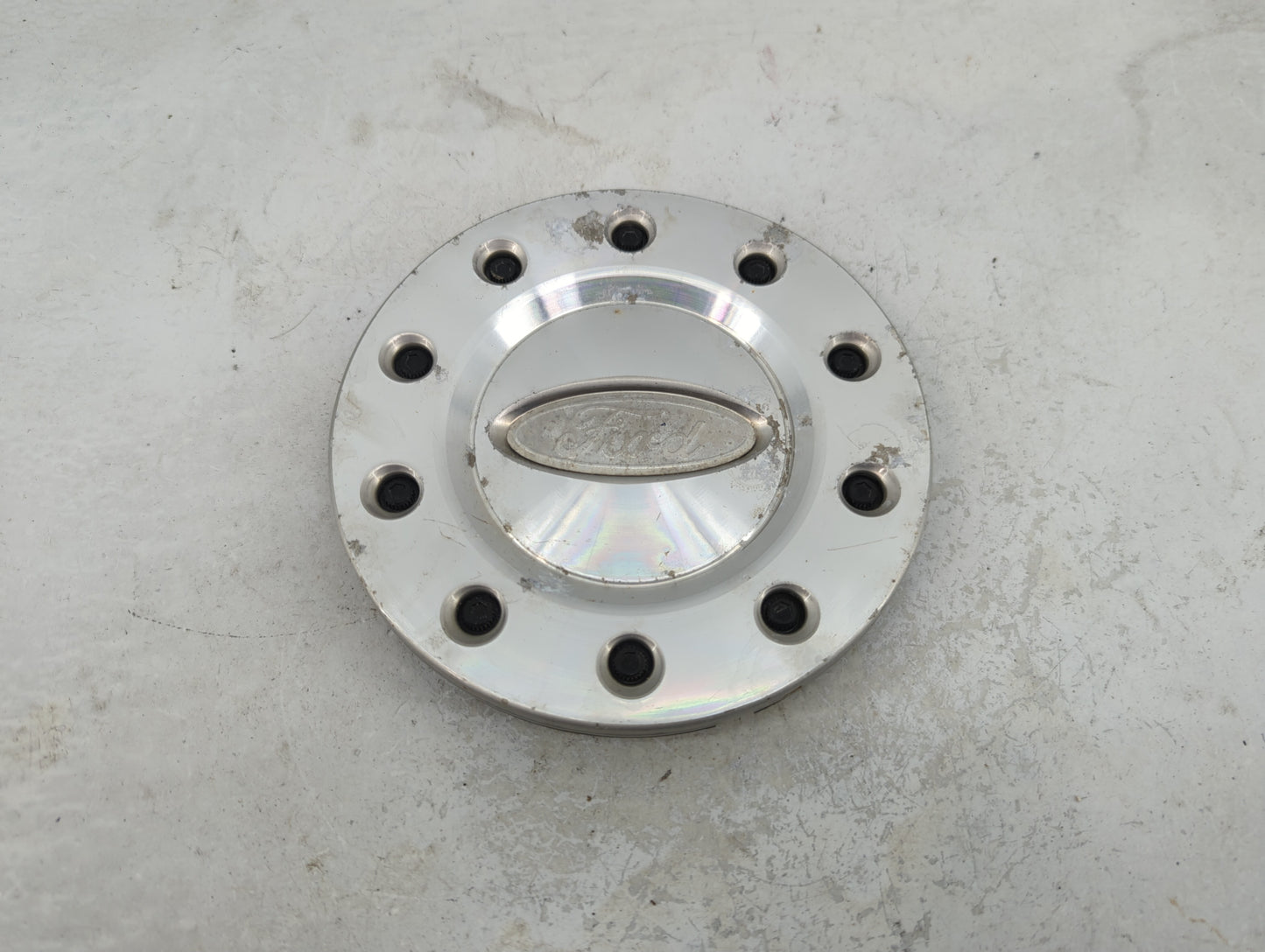 2005 Ford Five Hundred Center Cap Oem 1413900 - Oemusedautoparts1.com