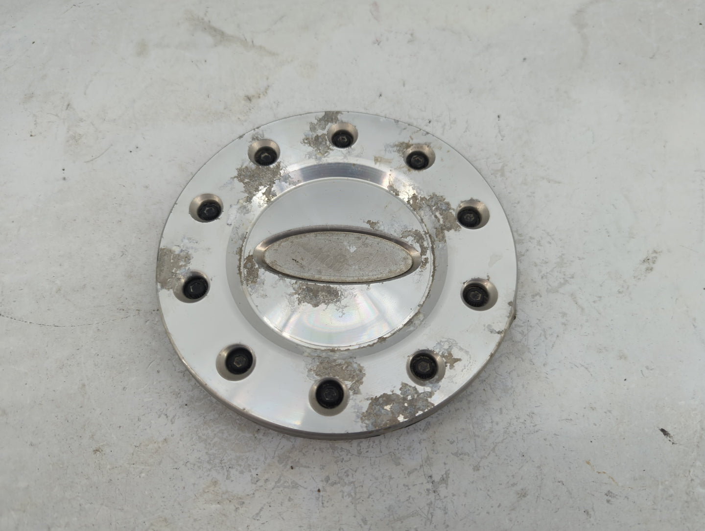 2005 Ford Five Hundred Center Cap Oem 1413901 - Oemusedautoparts1.com