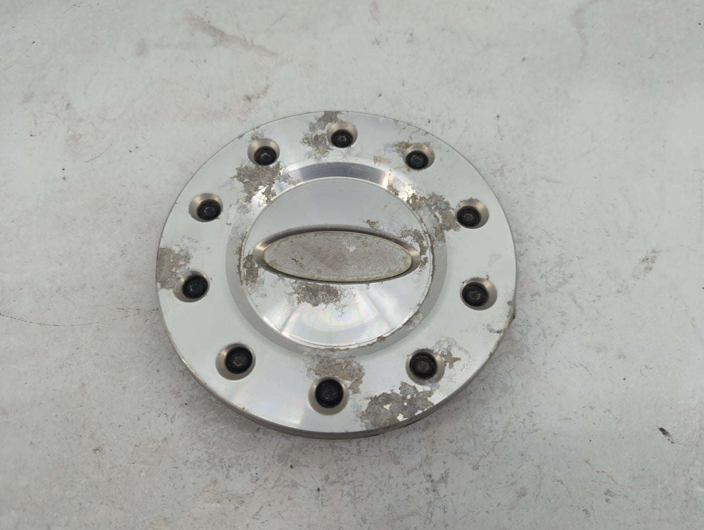 2005 Ford Five Hundred Center Cap Oem 1413901 - Oemusedautoparts1.com
