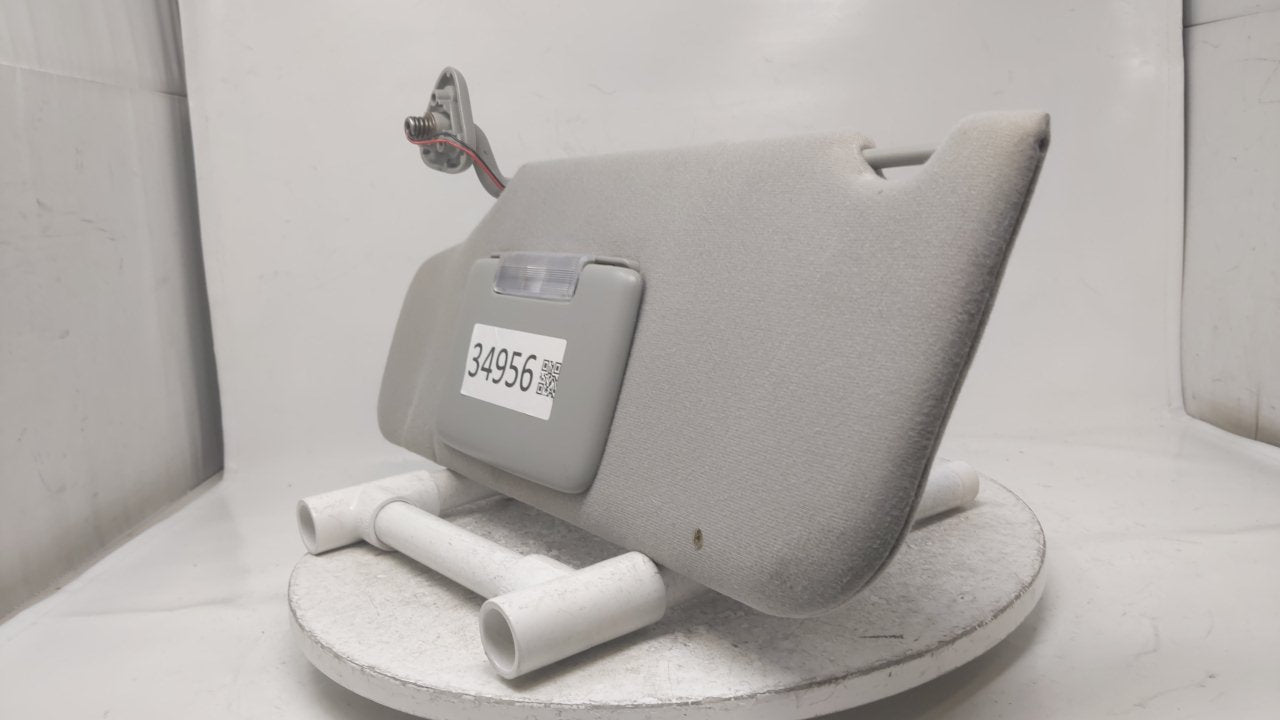 2005 Ford Five Hundred Sun Visor Shade Replacement Driver Left Mirror Fits OEM Used Auto Parts - Oemusedautoparts1.com