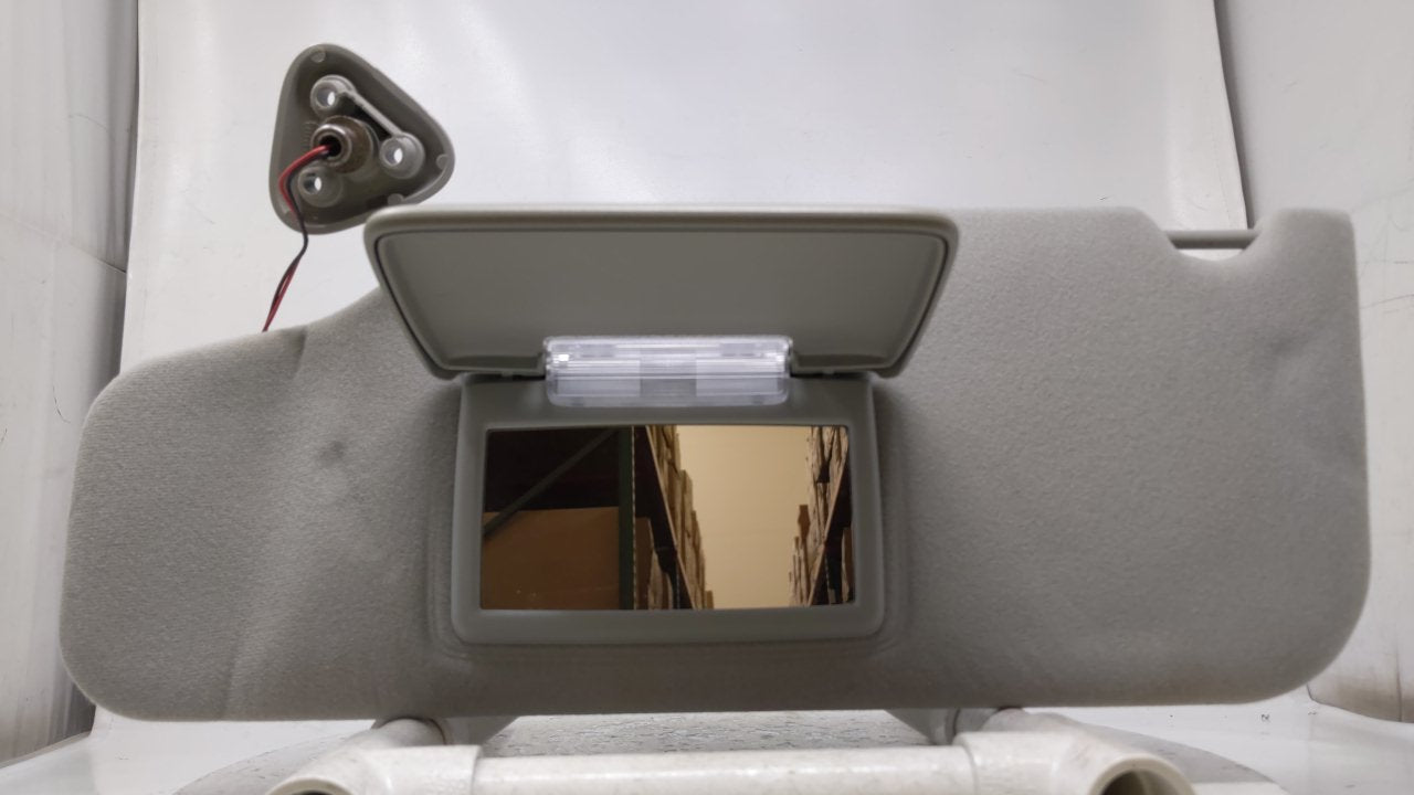 2005 Ford Five Hundred Sun Visor Shade Replacement Driver Left Mirror Fits OEM Used Auto Parts - Oemusedautoparts1.com